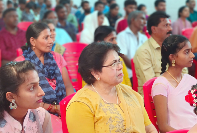 Bro Andrew Richard marks his 60th Birthday 2022 with grandeur at Prayer Centre, Valahcil in Mangalore on July 15th Friday along with large devotees and members of Grace Ministry.